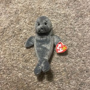 VERY RARE beanie baby. Has all errors!